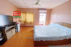 ขายถูก ทาวน์โฮม โชคชัย 4 ซอย 84 แยก 1 เนื้อที่ 20 ตร.ว แขวงลาดพร้าว เขตลาดพร้าว กรุงเทพมหานคร-202509111012471757560367341.jpg