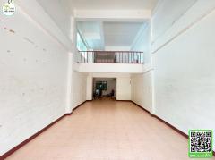 อาคารพาณิชย์ 2ชั้นครึ่ง กลางตัวอำเภอน้ำปาด ใกล้ตลาด,โรงเรียน,ศูนย์ราชการต่างๆ,ร้านค้า-202509111407111757574431627.jpg