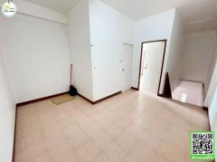 อาคารพาณิชย์ 2ชั้นครึ่ง กลางตัวอำเภอน้ำปาด ใกล้ตลาด,โรงเรียน,ศูนย์ราชการต่างๆ,ร้านค้า-202509111407141757574434366.jpg