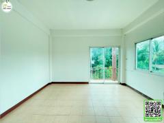 อาคารพาณิชย์ 2ชั้นครึ่ง กลางตัวอำเภอน้ำปาด ใกล้ตลาด,โรงเรียน,ศูนย์ราชการต่างๆ,ร้านค้า-202509111407161757574436905.jpg
