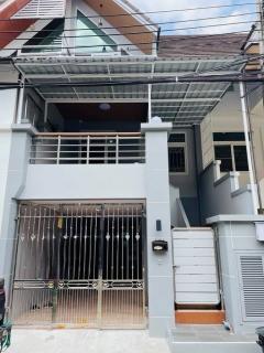 RM643 ให้เช่าทาวน์โฮม หมู่บ้านเมอริทเพลส ลาดพร้าว87 ใกล้เลียบด่วน