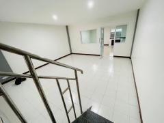 RM643 ให้เช่าทาวน์โฮม หมู่บ้านเมอริทเพลส ลาดพร้าว87 ใกล้เลียบด่วน-202509111729171757586557453.jpg