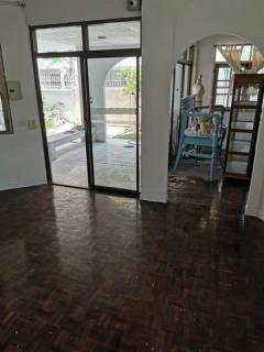 ขาย บ้านเดี่ยว หลังมุม สไตล์วินเทจ ซอยเย็นอากาศ1 ย่านสาทร ใกล้ One Bangkok เดินทางสะดวก-202509112251211757605881796.jpg