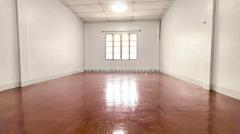 ทาวน์เฮ้าส์ หมู่บ้านปิยวรารมย์ 3 ถ.บ้านกล้วย – ไทรน้อย นนทบุรี-202509121201381757653298620.jpg