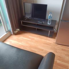 Vาย คอนโด ลุมพินี วิวล์  พระนั่งเกล้า-ริเวอร์วิว  (ขายพร้อมคนเช่า/ค่าเช่า 5,000/เดือน)-202509122141211757688081600.jpg