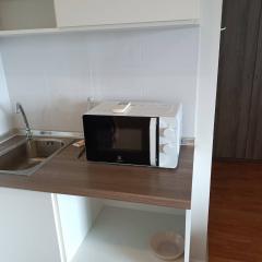 Vาย คอนโด ลุมพินี วิวล์  พระนั่งเกล้า-ริเวอร์วิว  (ขายพร้อมคนเช่า/ค่าเช่า 5,000/เดือน)-202509122141221757688082142.jpg