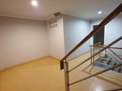 หมู่บ้านรัชธานี 10 ซอยคู้บอน 27 เขตบางเขน ขายทาวน์เฮ้าส์ 3 ชั้น แปลงมุม ติดสวน 49 ตารางวา 3 ห้องนอน 4 ห้องน้ำ ใกล้รถไฟฟ้าสีชมพู สถานีคู้บอน-202509131233311757741611711.jpg