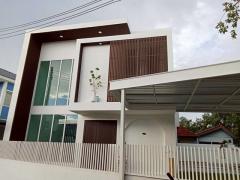 บ้านสร้างใหม่ สไตล์โมเดิร์น เข้าเมืองง่าย โซนแม่เหียะ 