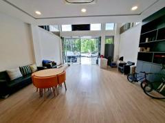 ให้เช่า โฮมออฟฟิศ เฉพาะชั้นล่างและชั้นลอย ซอยบางนา-ตราด 30 ขนาดพื้นที่ใช้สอย 96 ตรม-202509151152001757911920146.jpg