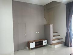 P1180 ให้เช่าทาวน์โฮม Cozy โคซี่ by BNTD ลาดพร้าว 41 ไม่รับสัตว์เลี้ยง ไม่รับผู้เช่าสูบบุหรี่ รับแค่พักอาศัย P1180-ให้เช่าทาวน์โฮม-Cozy-โคซี่-by-BNTD-ลาดพร้