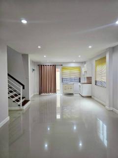 ขายด่วน ต่ำกว่าทุน ทาวน์โฮม 2 ชั้น หมู่บ้าน K-VILLAGE 3 (เค-วิลเลจ 3) ใจกลางเมืองกระบี่ บ้านหลังในซอยมีพื้นที่ด้านข้าง มุมด้านบนมองเห็นวิวสวน-202509151617561757927876673.jpg