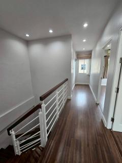 ขายด่วน ต่ำกว่าทุน ทาวน์โฮม 2 ชั้น หมู่บ้าน K-VILLAGE 3 (เค-วิลเลจ 3) ใจกลางเมืองกระบี่ บ้านหลังในซอยมีพื้นที่ด้านข้าง มุมด้านบนมองเห็นวิวสวน-202509151617581757927878229.jpg