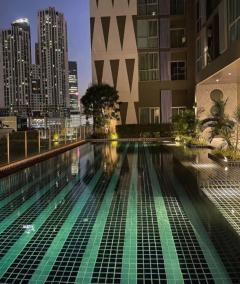 ให้เช่า คอนโด Noble Revolve Ratchada 2 (โนเบิล รีวอลฟ์ รัชดา 2) 52 ตรม. 2 นอน 2 น้ำ ชั้น 10 วิวสระ จอดรถได้ 1 คัน-202509151703091757930589756.jpg