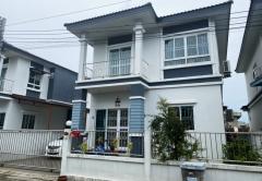 ขายบ้านแฝด หมู่บ้านพรหมศิริ เพชรเกษม 77 เนื้อที่ 33.6 ตร.ว. 2 ชั้น 3 นอน 3 น้ำ