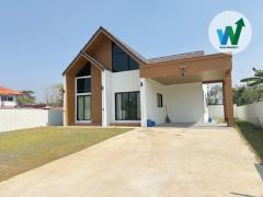 ขายบ้านใหม่ สไตล์โมเดิร์น พร้อมเข้าอยู่ เมืองลำปาง-202509161513551758010435430.jpg