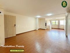 ขายคอนโดรีโนเวทใหม่ เลเวล คอนโดมิเนียม บางนา ห้องใหญ่ ทำเลดี ใกล้ห้าง ใกล้มหาวิทยาลัย