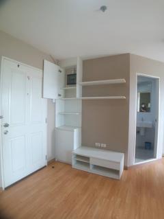 คอนโดติดถนนใหญ่ ถนนบรมราชชนนี ห่างจาก MRT บางยี่ขัน 2.9 กม. ใกล้ห้างสรรพสินค้า และหลากหลายสถานศึกษา