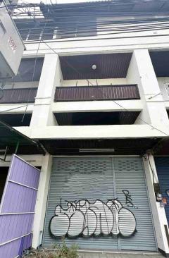 ติดทรัพย์ ขาย/ให้เช่า ตึกแถว 3 ชั้น ทำเลดี ติดถนนใหญ่เชียงใหม่-หางดง ใกล้ท้อแสงทอง ต.แม่เหียะ อ.เมือง เชียงใหม่