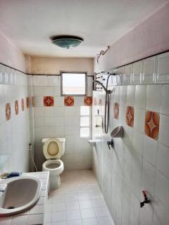 ติดทรัพย์ ขาย/ให้เช่า ตึกแถว 3 ชั้น ทำเลดี ติดถนนใหญ่เชียงใหม่-หางดง ใกล้ท้อแสงทอง ต.แม่เหียะ อ.เมือง เชียงใหม่-202509170249351758052175082.jpg