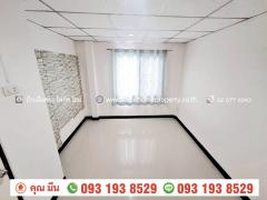ขาย หรือ เช่า ทาวน์เฮ้าส์ 2 ชั้น หมู่บ้าน ภัทราวรรณ บางบัวทอง-202509171009091758078549526.jpg