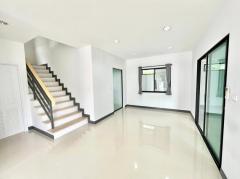 ให้เช่าบ้านเดี่ยว หมู่บ้านเสนาวิลล์ บรมราชชนนี – สาย 5 ไลน์ไอดี @bird888-202509171656191758102979087.jpg