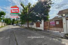 ที่ดินพร้อมบ้าน หมู่บ้านชวนชื่นบางเขน (แจ้งวัฒนะ ซอย 10, ซอย 14) เนื้อที่ 131.2 ตร.ว (ใกล้ BTS แจ้งวัฒนะ 14) แขวงทุ่งสองห้อง เขตดอนเมือง กรุงเทพมหานคร-202509181116511758169011356.jpg