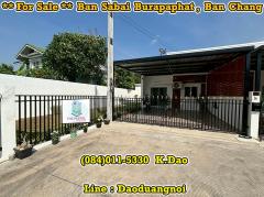#Corner House for Sale Townhome in Modern Style Located on Banchang-Burapaphat Road.