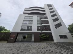 ให้เช่าสำนักงาน 8ชั้น ย่านศรีนคริทร์ ใกล้รถไฟฟ้าสายสีเหลือง ทำเลตรงข้ามซีคอน ให้เช่าสำนักงาน-8ชั้น-ย่านศรีนคริทร