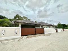 ให้เช่าบ้านเดี่ยวสไตล์โมเดิร์น แหล่งชุมชนห้วยใหญ่ พัทยา บางละมุง ชลบุรี FP-H01264 