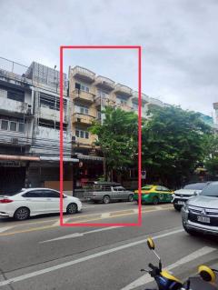 ให้เช่าอาคารพาณิชย์ 4 ชั้น 3 คูหา ถนนอุดมสุข ใกล้ BTS บางจาก (N.1863)