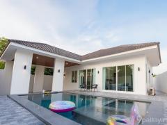 ให้เช่าบ้านพักตากอากาศ พร้อมสระว่ายน้ำ บ้านเดี่ยวบรรยากาศส่วนตัว ทำเลห้วยใหญ่ บางละมุง ให้เช่าบ้านพักตากอากาศ-พร้อมสระว่า