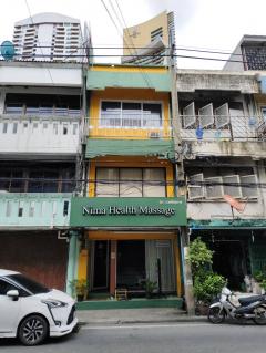 อาคารพาณิชย์4ชั้นมีดาดฟ้า 16วา ติดถนนสุขุมวิท22