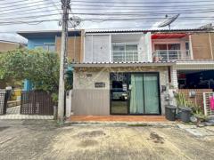 ทาวน์โฮม 2 ชั้น เดอะ ทรัสต์ ทาวน์ ราชพฤกษ์ - รัตนาธิเบศร์