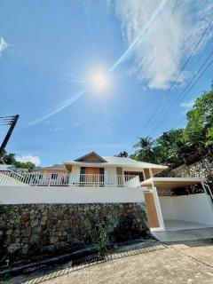 For Sale : Kathu, Single House on a Hille, 3 Bedrooms 2 Bathrooms