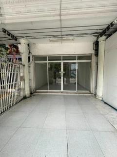 ให้เช่าอาคารพาณิชย์ 3 ชั้น 26 ตร.ว. ย่านลาดปลาเค้า-รามอินทรา ใกล้เซ็นทรัลรามอินทรา