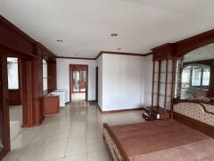 ให้เช่าอาคารสำนักงาน หมู่บ้านทาวน์อินทาวน์ 30 ตรว. 500 ตรม. 4 ชั้น ย่านลาดพร้าว ศรีวรา-202509222208501758553730216.jpg