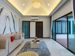 P1213 ขายพูลวิลล่า Modern Luxury โซนโป่ง พัทยา ติดธรรมชาติ ที่ดิน 100 ตร.วา พร้อมสระว่ายน้ำระบบเกลือ แถมเฟอร์นิเจอร์บิวท์อินทั้งหลัง P1213-ขายพูลวิลล่า-Modern-Luxury-โซนโป่ง-พัทยา-ต