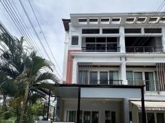 ให้เช่าทาวน์โฮม 3 ชั้น โครงการ บ้านกลางเมือง เออร์บาเนี่ยน พระราม 9-ลาดพร้าว ซอยลาดพร้าว 84 ให้เช่าทาวน์โฮม-3-ชั้น-โครงการ-บ้านก