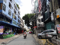 Old house for sale need to rebuild for residence business zone near MRT HUAIKHWANG-202509231321101758608470904.png