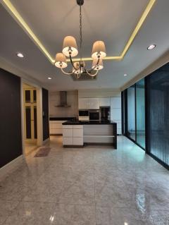 ขาย-ให้เช่า ทาวน์เฮ้าส์ หมู่บ้าน Residence Sukhumvit 65 ใกล้ BTS เอกมัย 28 ตรว 4 ชั้น-202509231545261758617126742.jpg