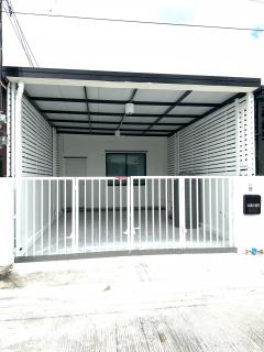 ขายทาวน์เฮาส์ชั้นเดียว ทำเลดี โครงการเพชรลดา2  อำเภอบางพลี จังหวัดสมุทรปราการ 