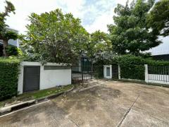 ขาย บ้านเดี่ยว 3 ห้องนอน หมู่บ้านเศรษฐสิริ ศรีนครินทร์ พระราม 9 ใกล้ BTS ศรีกรีฑา 2 ชั้น  62 ตรว หลังริมสุด เงียบสงบ-202509241550561758703856394.jpg