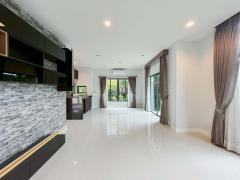 ขาย บ้านเดี่ยว 3 ห้องนอน หมู่บ้านเศรษฐสิริ ศรีนครินทร์ พระราม 9 ใกล้ BTS ศรีกรีฑา 2 ชั้น  62 ตรว หลังริมสุด เงียบสงบ-202509241550561758703856922.jpg