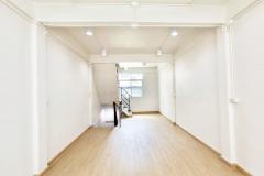 ให้เช่า ทาวน์โฮม 4 ชั้น ย่านสาทร ใกล้รถไฟฟ้า BTS สถานีเซนต์หลุยส์ และ ใกล้ ร.พ.เซนต์หลุยส์ และ ใกล้ ร.ร.อัสสัมประถม 