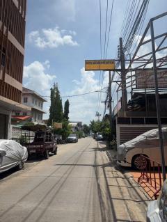 ขายอาคารพาณิชย์ เนื้อที่ 46 ตร.วา 500 ตร.ม. พร้อมที่จอดรถหน้าอาคารได้ถึง 4 คัน-202509241616081758705368438.jpg