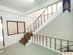 ขายอาคารพาณิชย์ 3.5 ชั้น รีโนเวทใหม่ ทำเลดี พระราม 2 ท่าข้าม 28/2 เหมาะทำออฟฟิศ-202509241654051758707645383.jpg