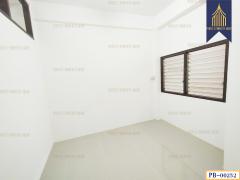 ขายอาคารพาณิชย์ 3.5 ชั้น รีโนเวทใหม่ ทำเลดี พระราม 2 ท่าข้าม 28/2 เหมาะทำออฟฟิศ-202509241654081758707648070.jpg