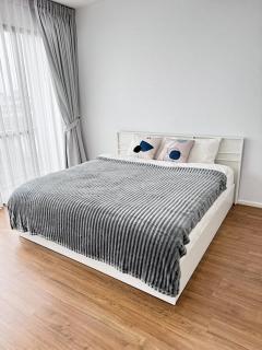 P1222 ให้เช่าทาวน์โฮม 3 ชั้น บ้านกลางเมือง พระราม9 - กรุงเทพกรีฑา บ้านใหม่ ตกแต่งครบ พร้อมเข้าอยู่ได้เลย - ไม่เลี้ยงสัตว์ -ไม่สูบบุหรี่ P1222-ให้เช่าทาวน์โฮม-3-ชั้น-บ้านกลางเมื