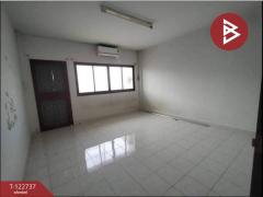 ขายอาคารพาณิชย์ 3 ชั้นครึ่ง เนื้อที่ 28 ตร.วา ท่าอิฐ อุตรดิตถ์-202509251403341758783814439.jpg