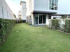 Super Luxury 4-BedR Family House for Sale: Nirvana Absolute Krungthep Kreetha – 329 sqm | Fully Furnished | Brighton&Wellington Inter School-202509251501041758787264995.jpg